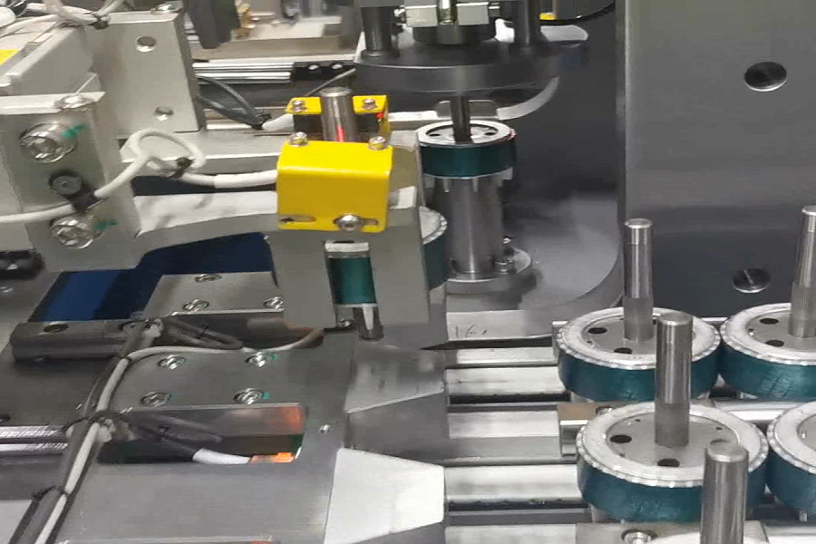 自動(dòng)上下料